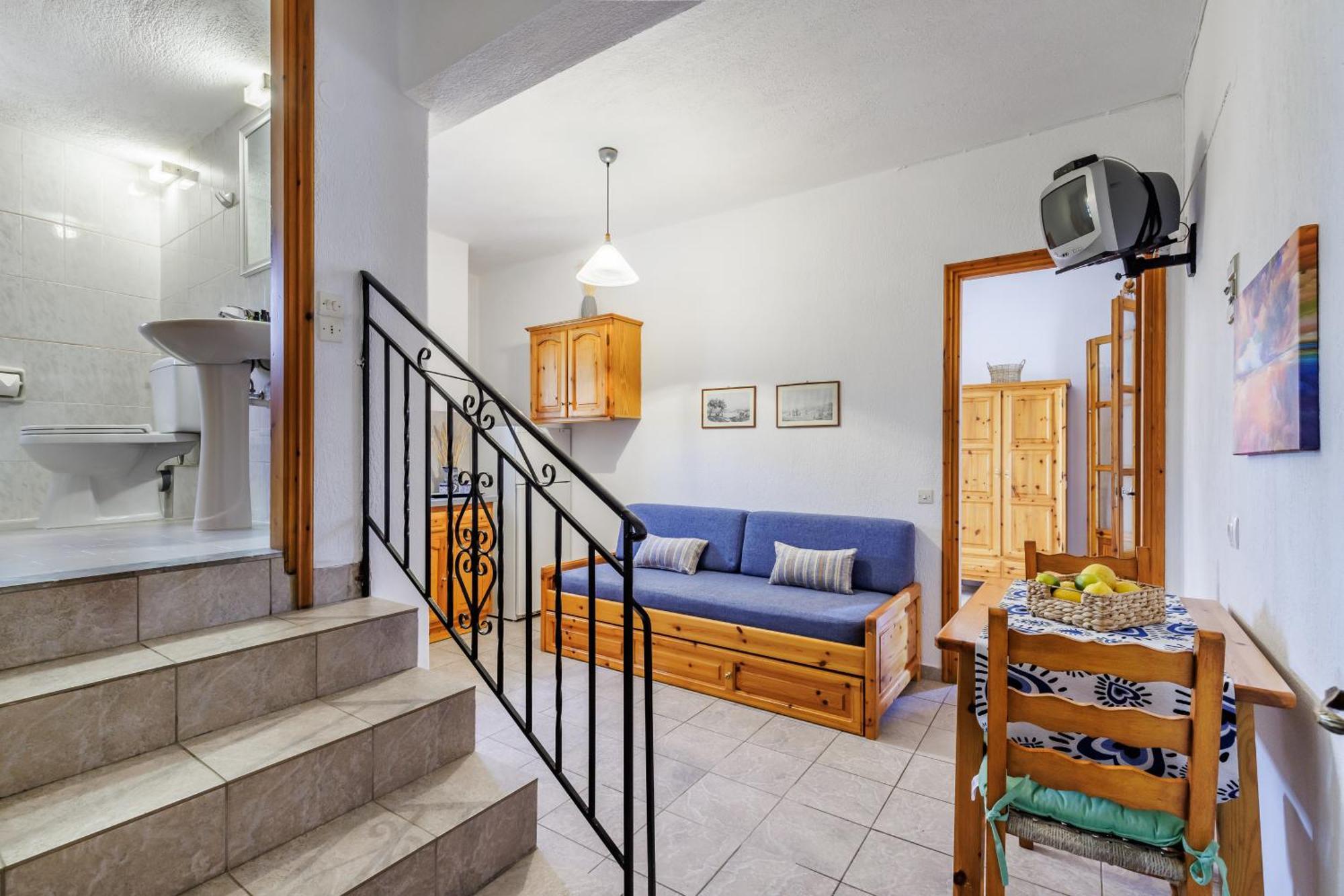 Nikolaos Studios Apartments Skopelos Town Exterior photo