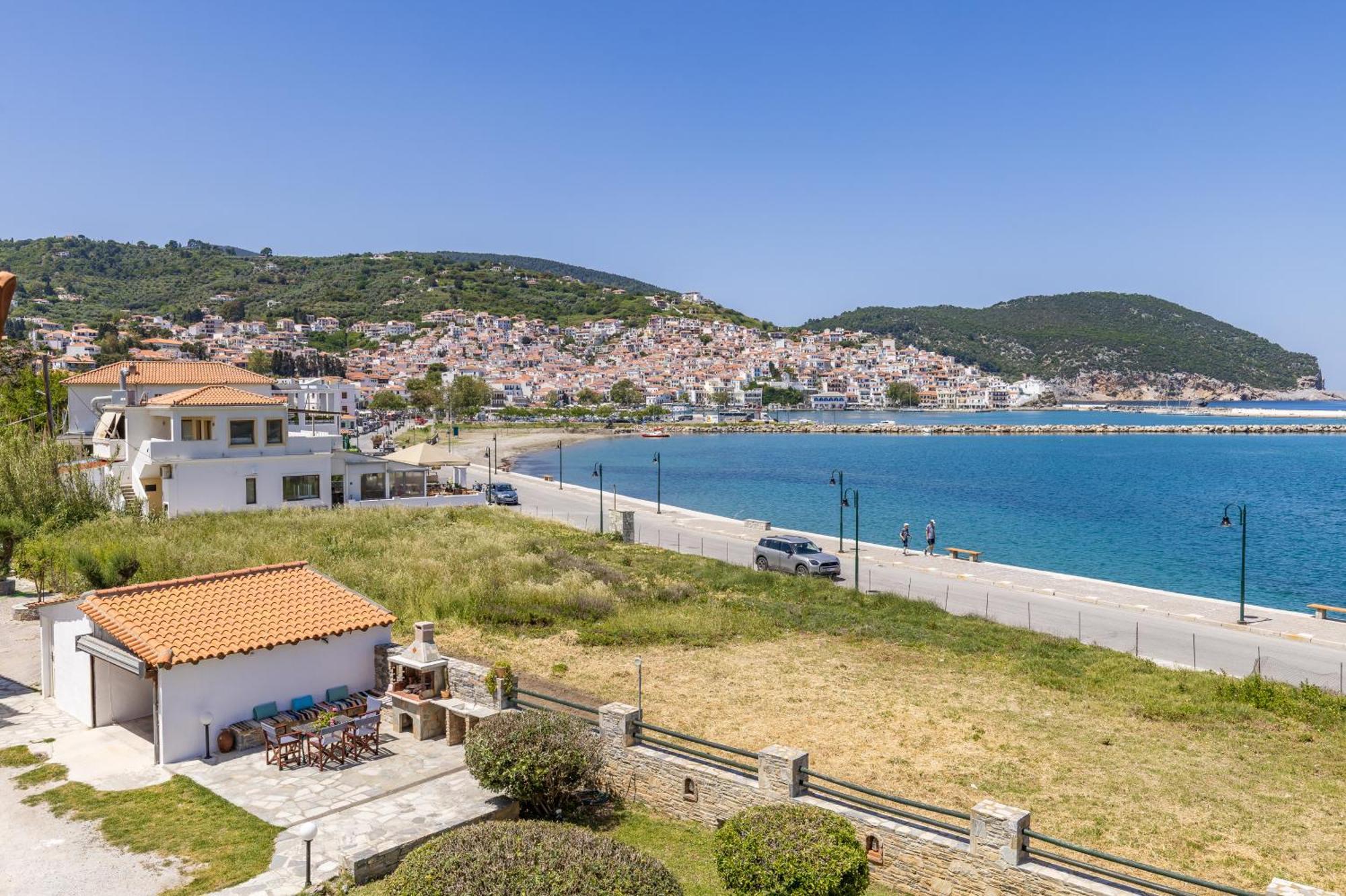 Nikolaos Studios Apartments Skopelos Town Exterior photo