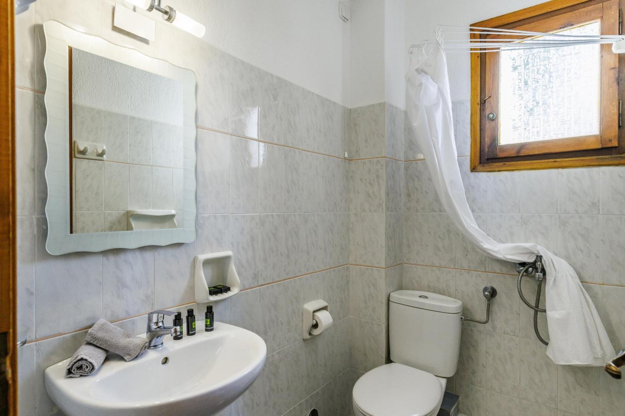 Nikolaos Studios Apartments Skopelos Town Exterior photo